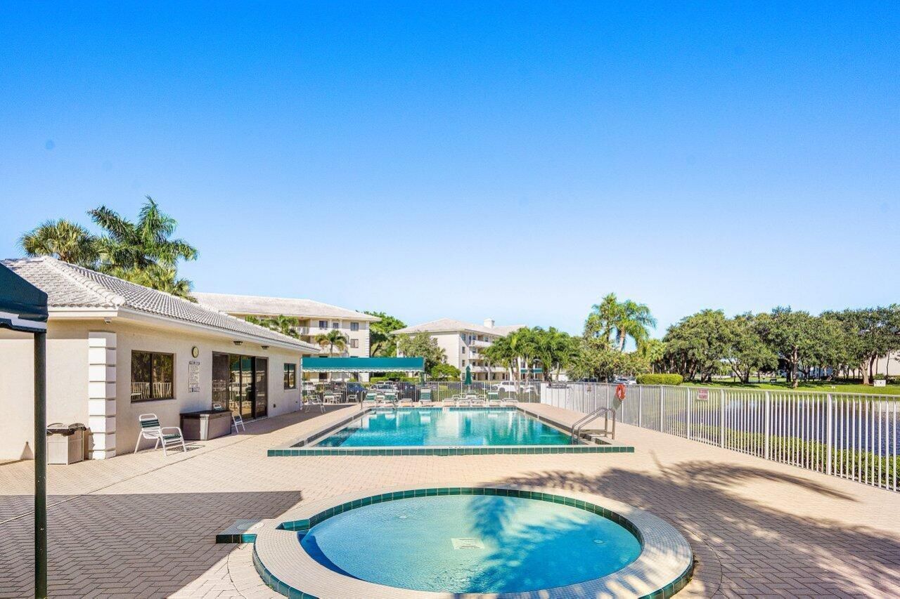 6121 Balboa Circle, Unit 103, Boca Raton, FL 33433 Photo