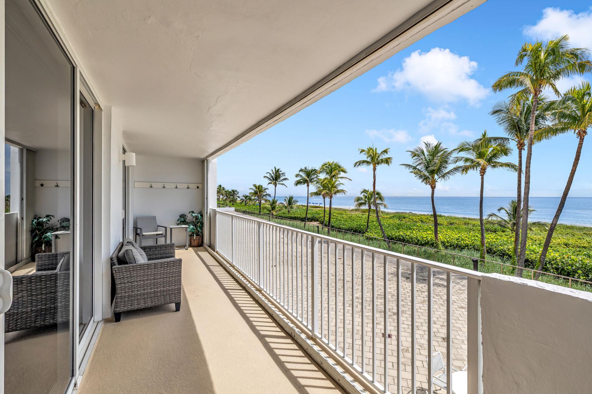 3000 S Ocean Boulevard, Boca Raton, FL 33432 Photo