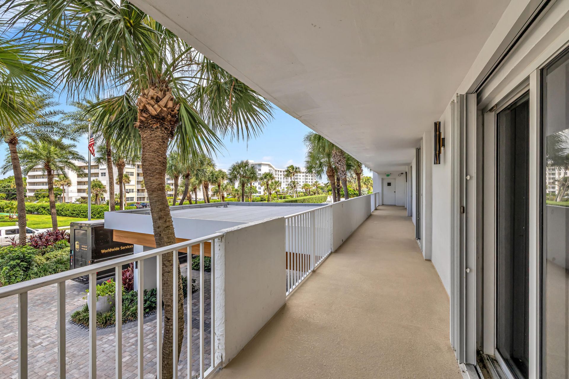 3000 S Ocean Boulevard, Boca Raton, FL 33432 Photo