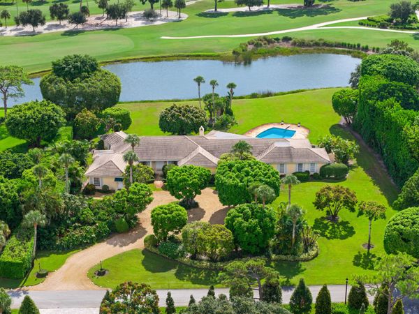 8 COUNTRY Road W, Village of Golf, FL 33436