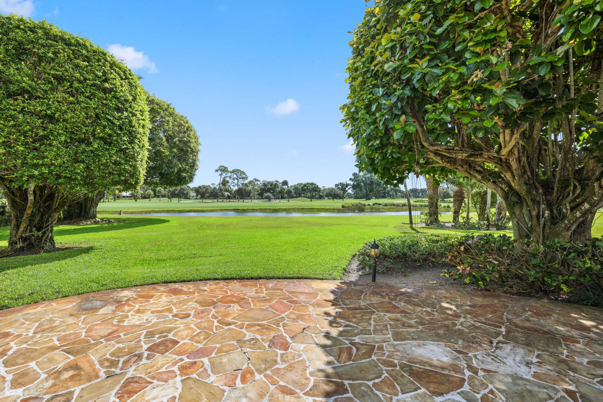 8 Country Road W, Village of Golf, FL 33436 Photo