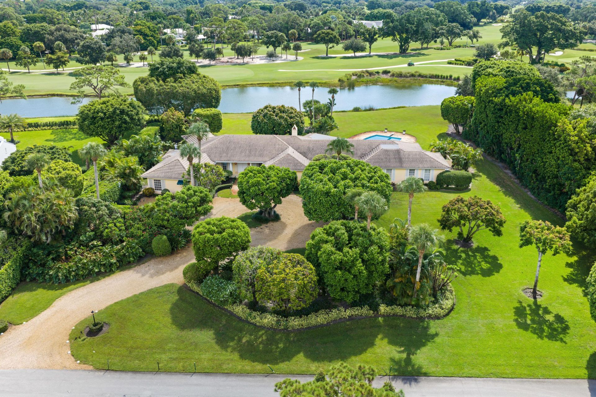 8 Country Road W, Village of Golf, FL 33436 Photo