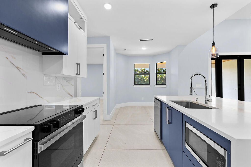 13530 55th Road N, The Acreage, FL 33411 Photo