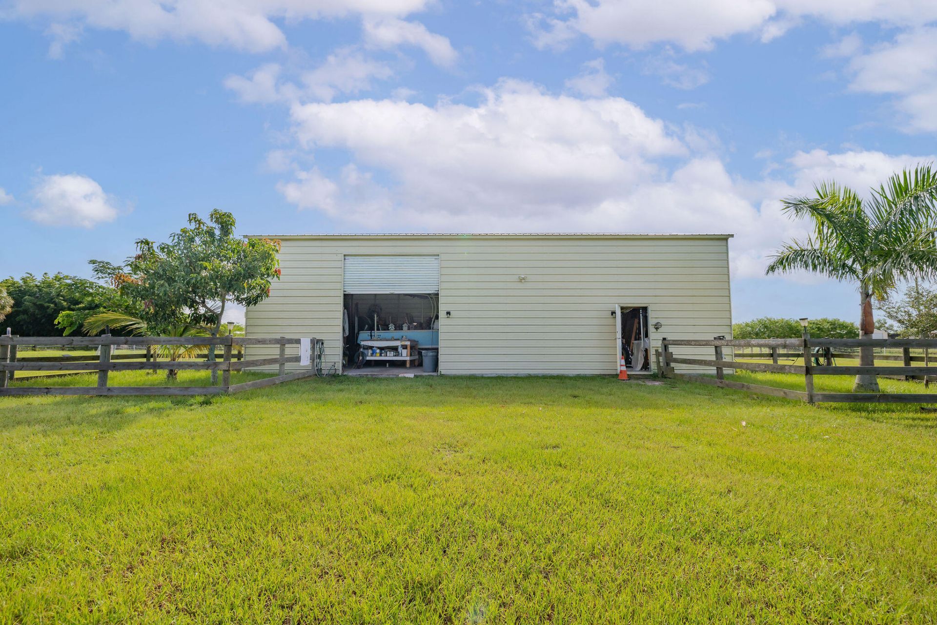 19005 SW Grey Fox Trail, Indiantown, FL 34956 Photo