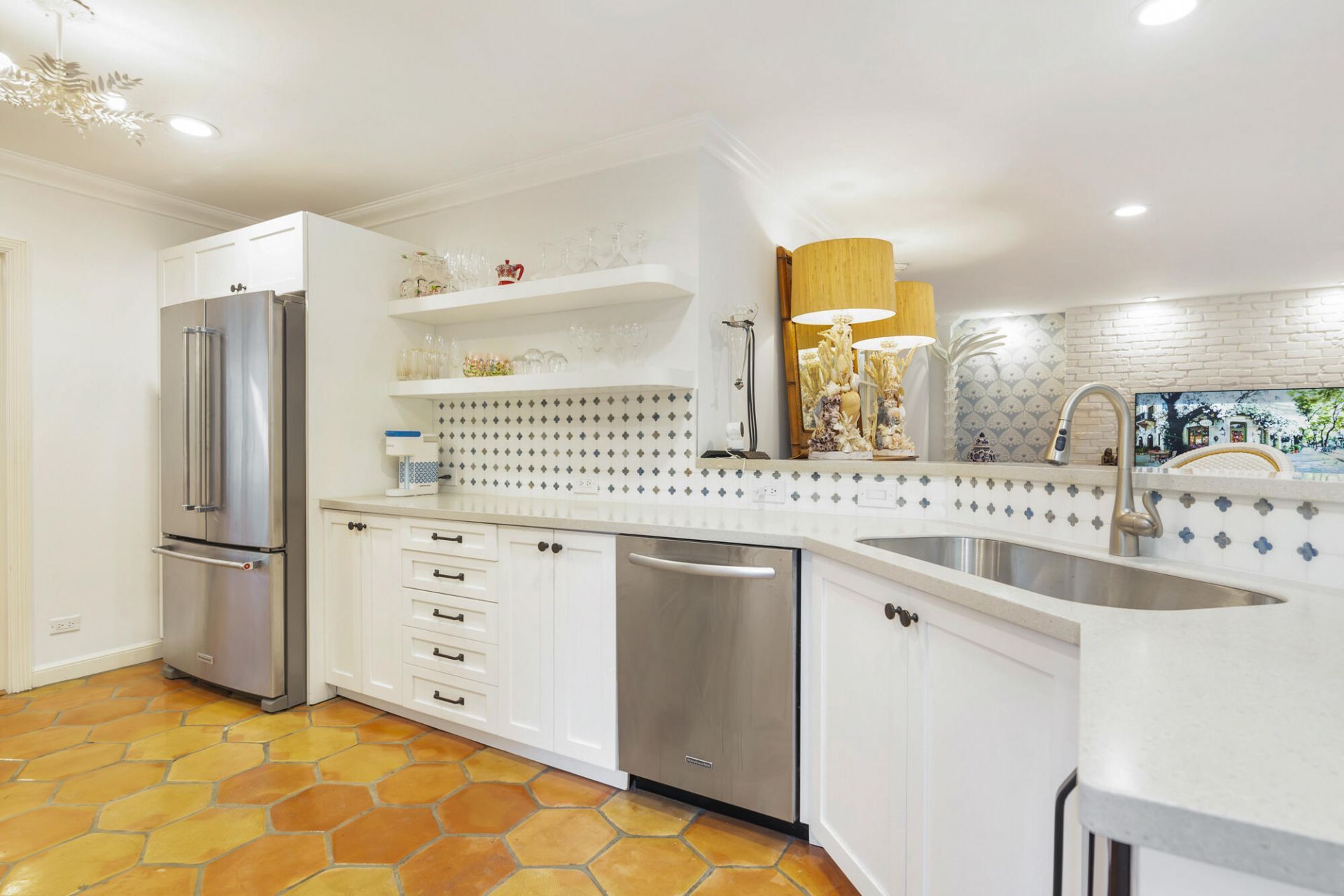 332 Pilgrim Road, West Palm Beach, FL 33405 Photo