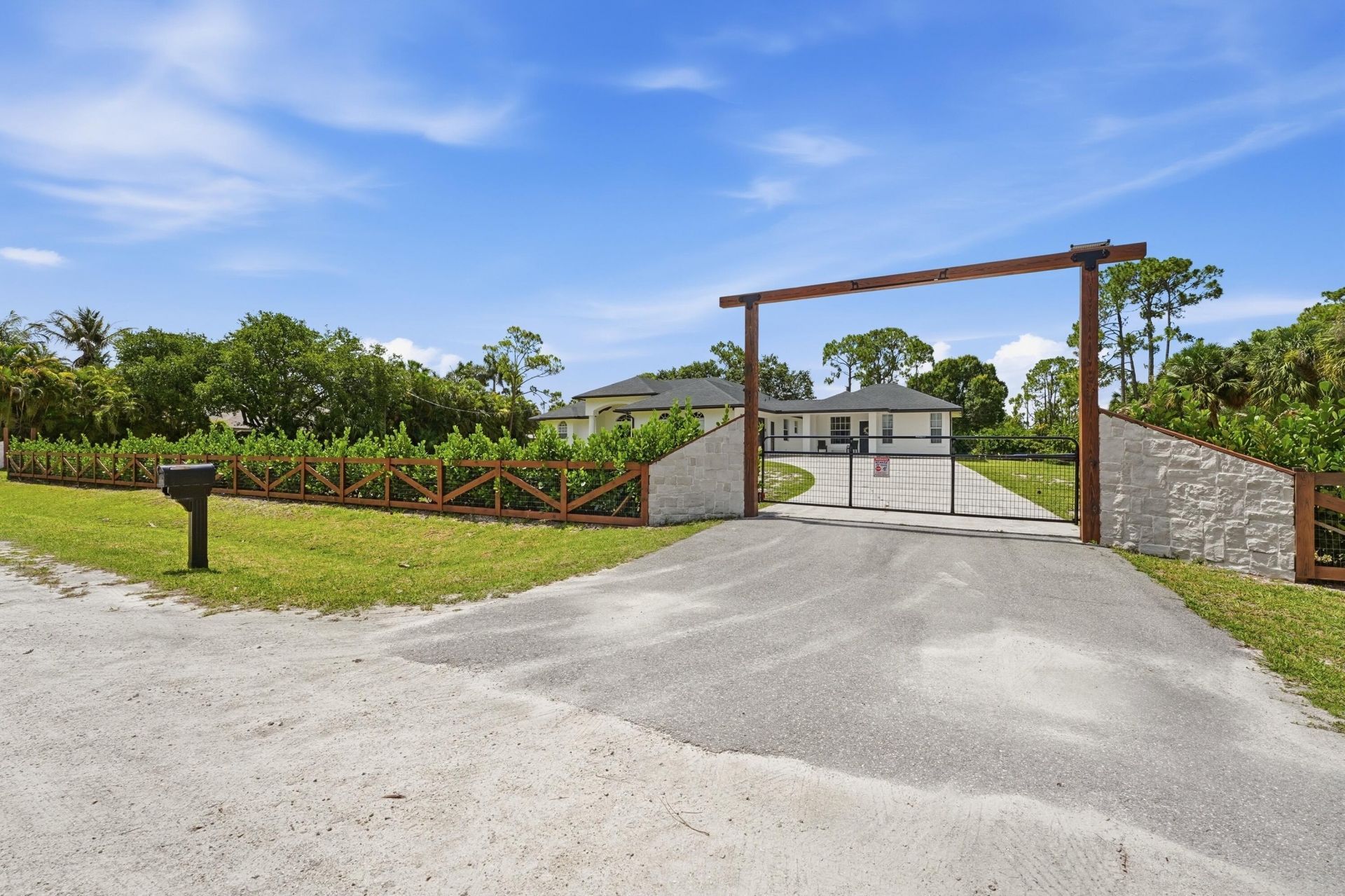 18220 90th Street N, The Acreage, FL 33470 Photo