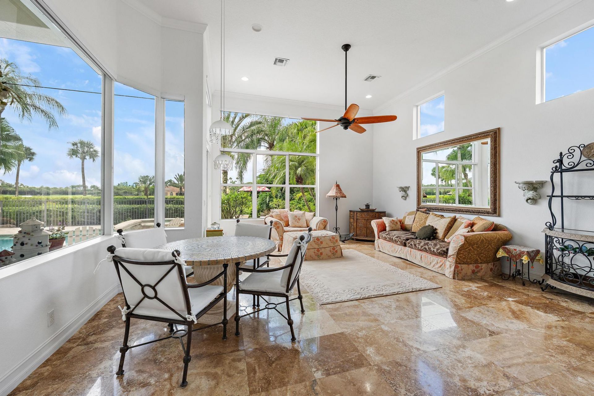 9054 Lakes Boulevard, West Palm Beach, FL 33412 Photo