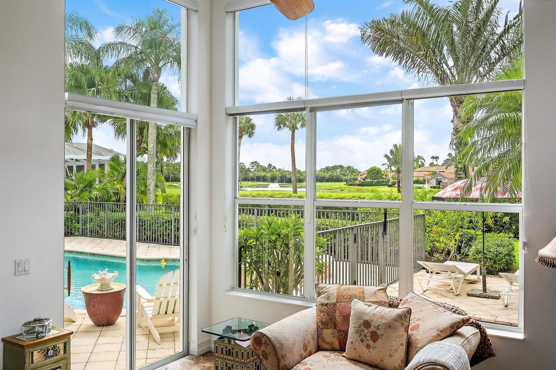 9054 Lakes Boulevard, West Palm Beach, FL 33412 Photo