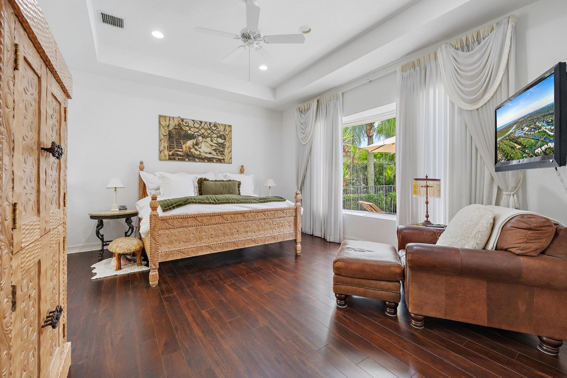 9054 Lakes Boulevard, West Palm Beach, FL 33412 Photo