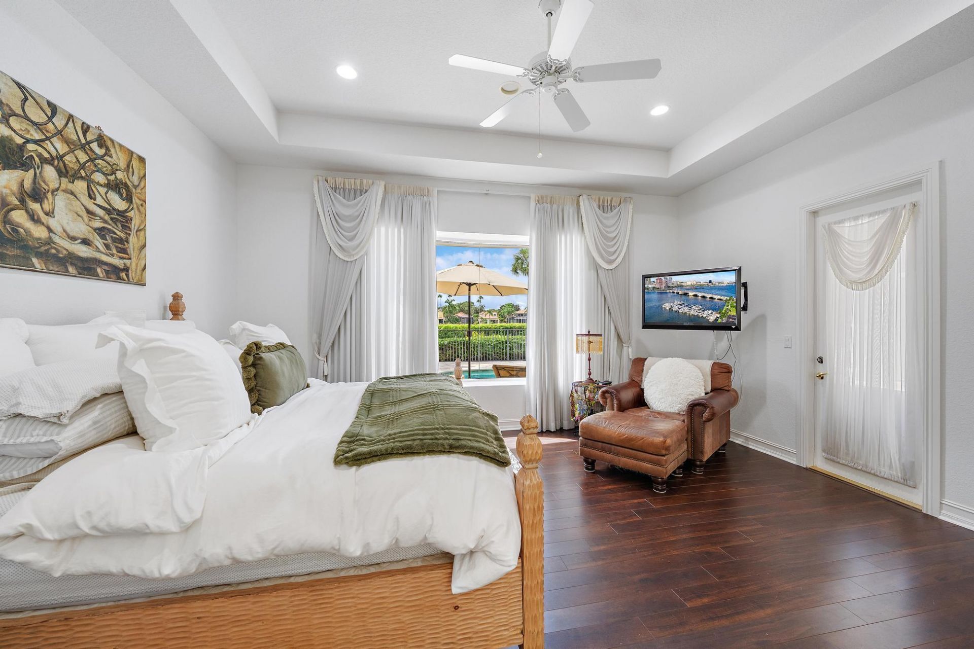 9054 Lakes Boulevard, West Palm Beach, FL 33412 Photo