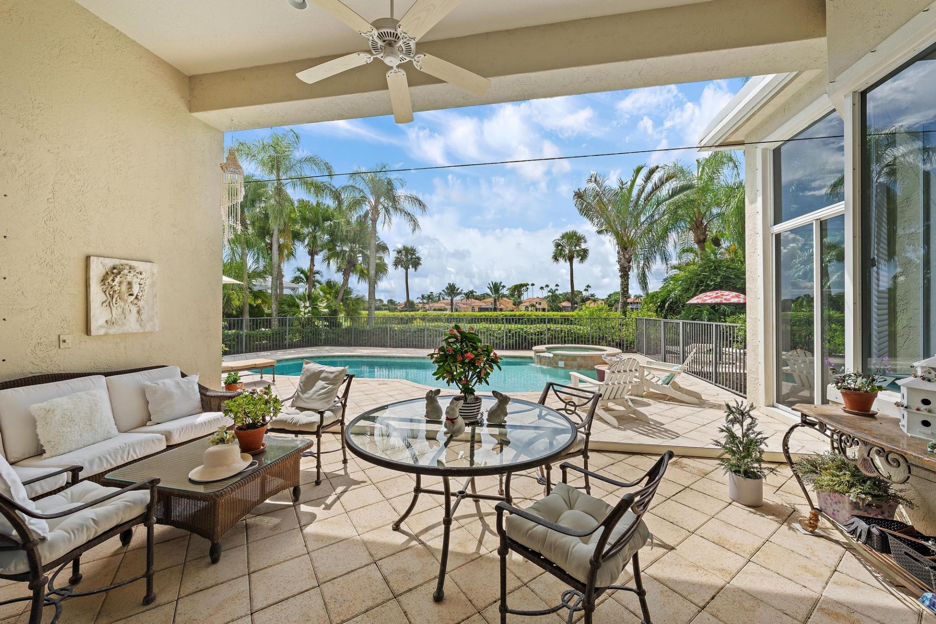 9054 Lakes Boulevard, West Palm Beach, FL 33412 Photo