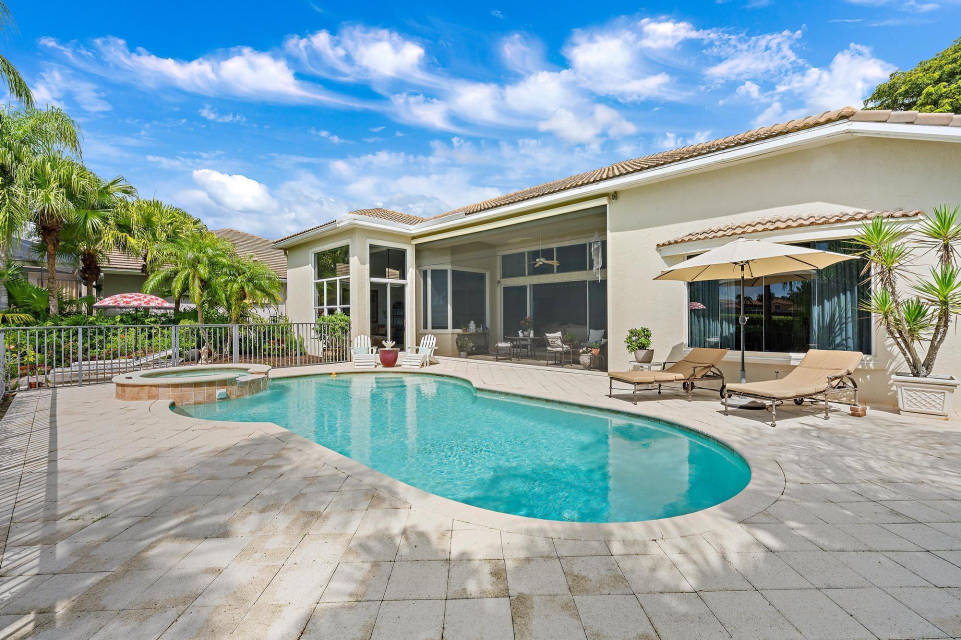 9054 Lakes Boulevard, West Palm Beach, FL 33412 Photo