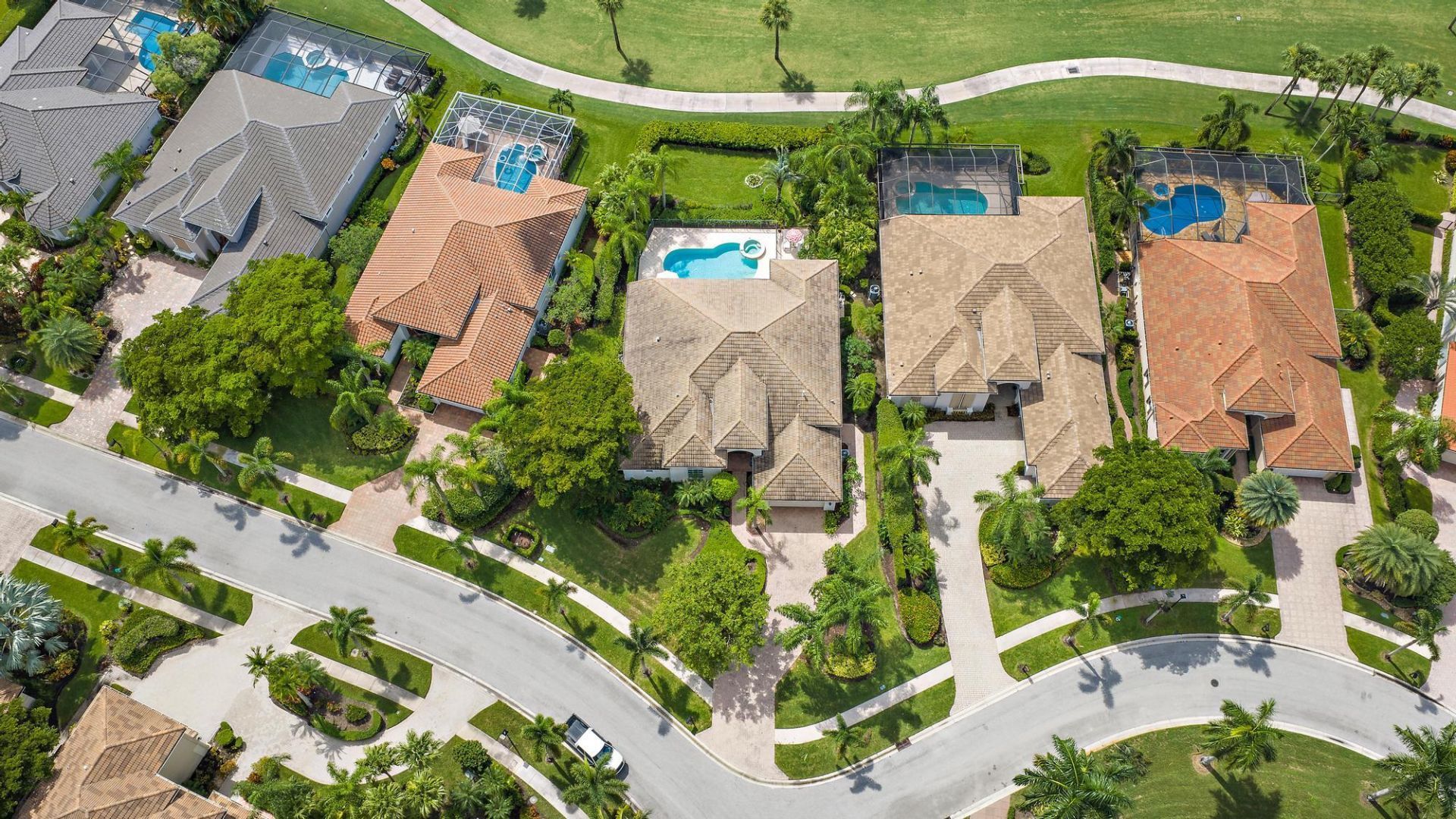 9054 Lakes Boulevard, West Palm Beach, FL 33412 Photo