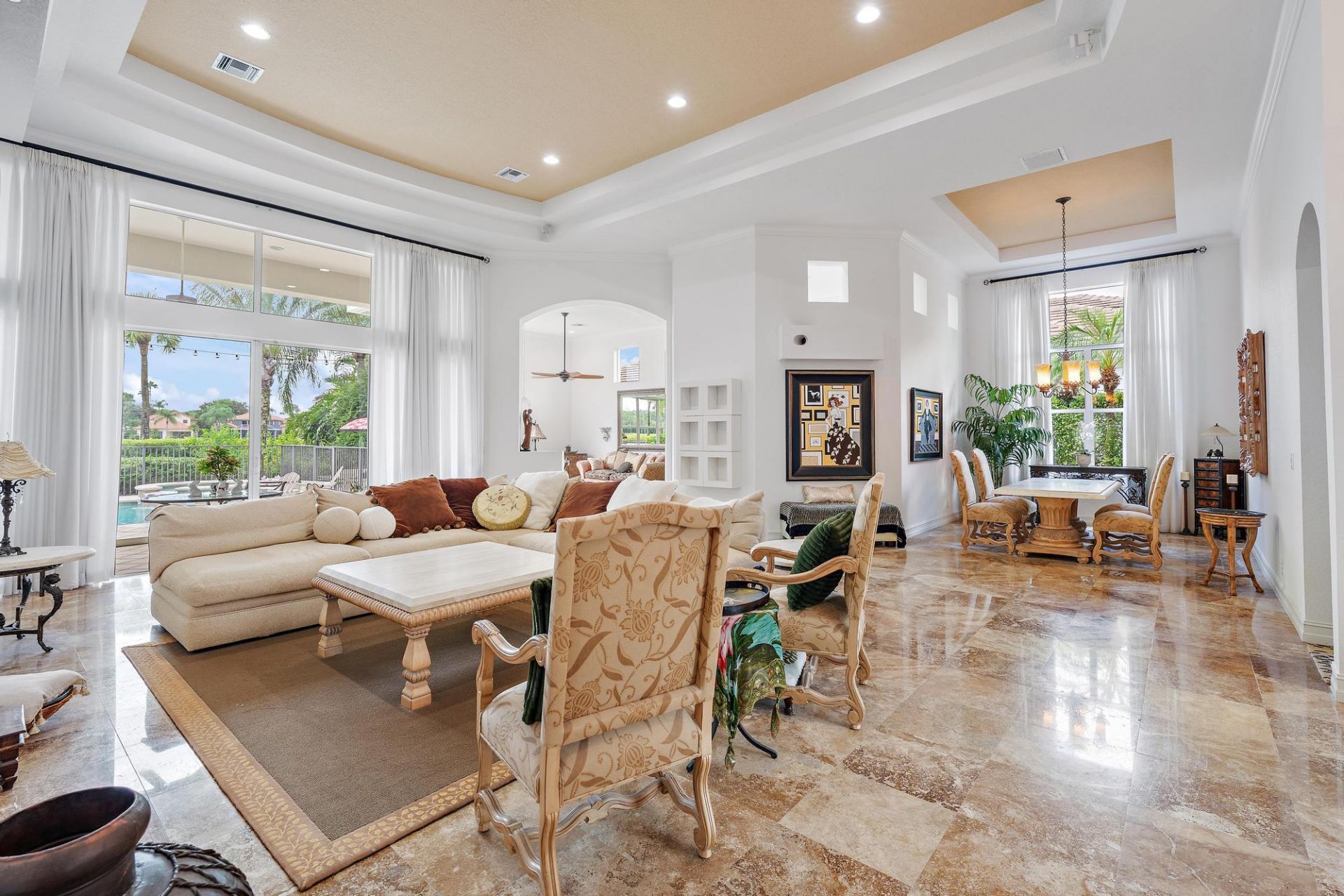 9054 Lakes Boulevard, West Palm Beach, FL 33412 Photo