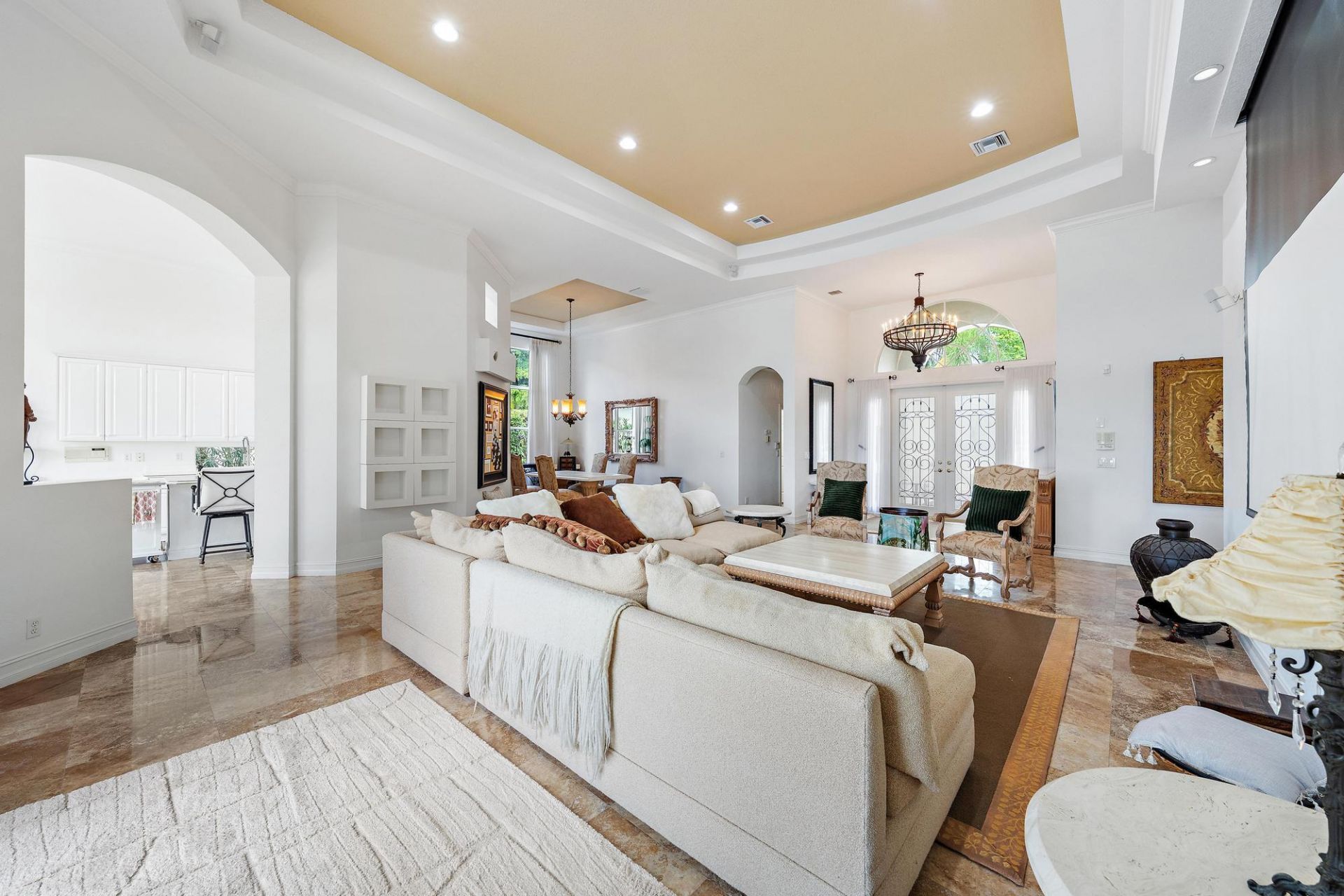 9054 Lakes Boulevard, West Palm Beach, FL 33412 Photo