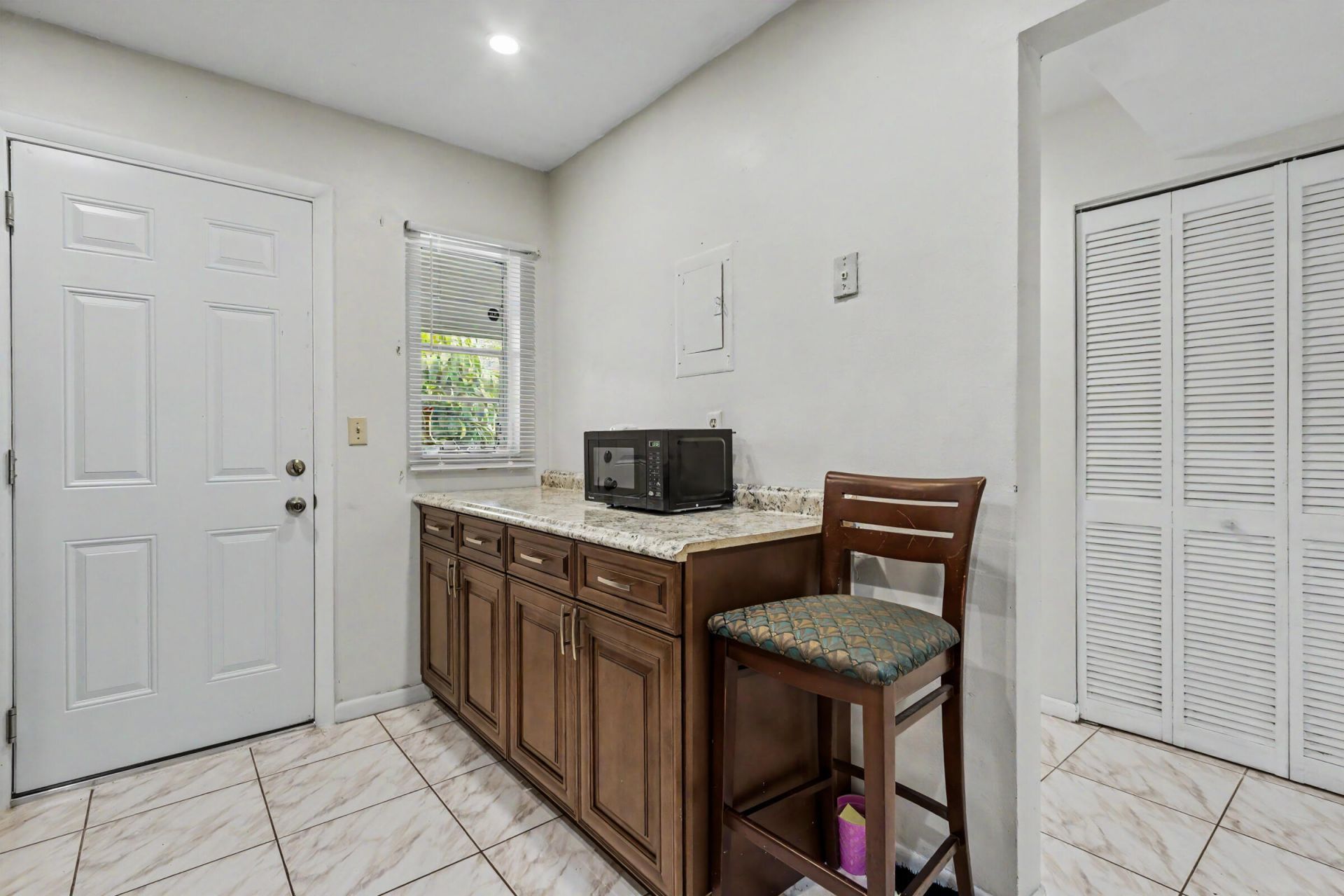 3090 NW 46th Avenue, Lauderdale Lakes, FL 33313 Photo