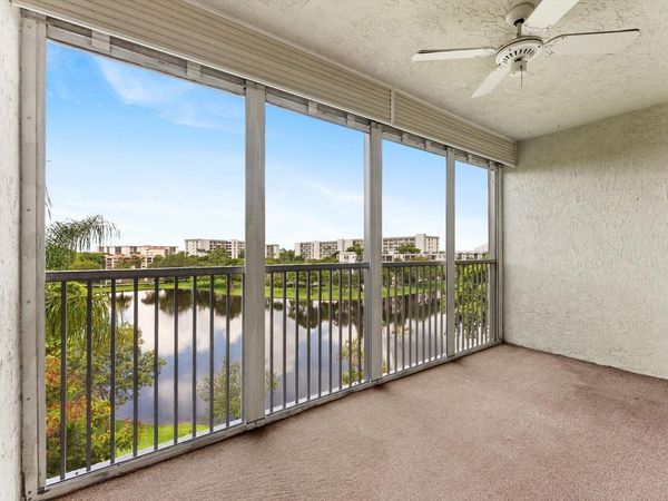 2112 S CYPRESS BEND Drive, Unit 607, Pompano Beach, FL 33069