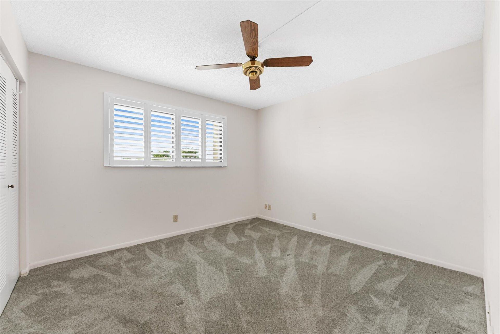 2112 S Cypress Bend Drive, Unit 607, Pompano Beach, FL 33069 Photo