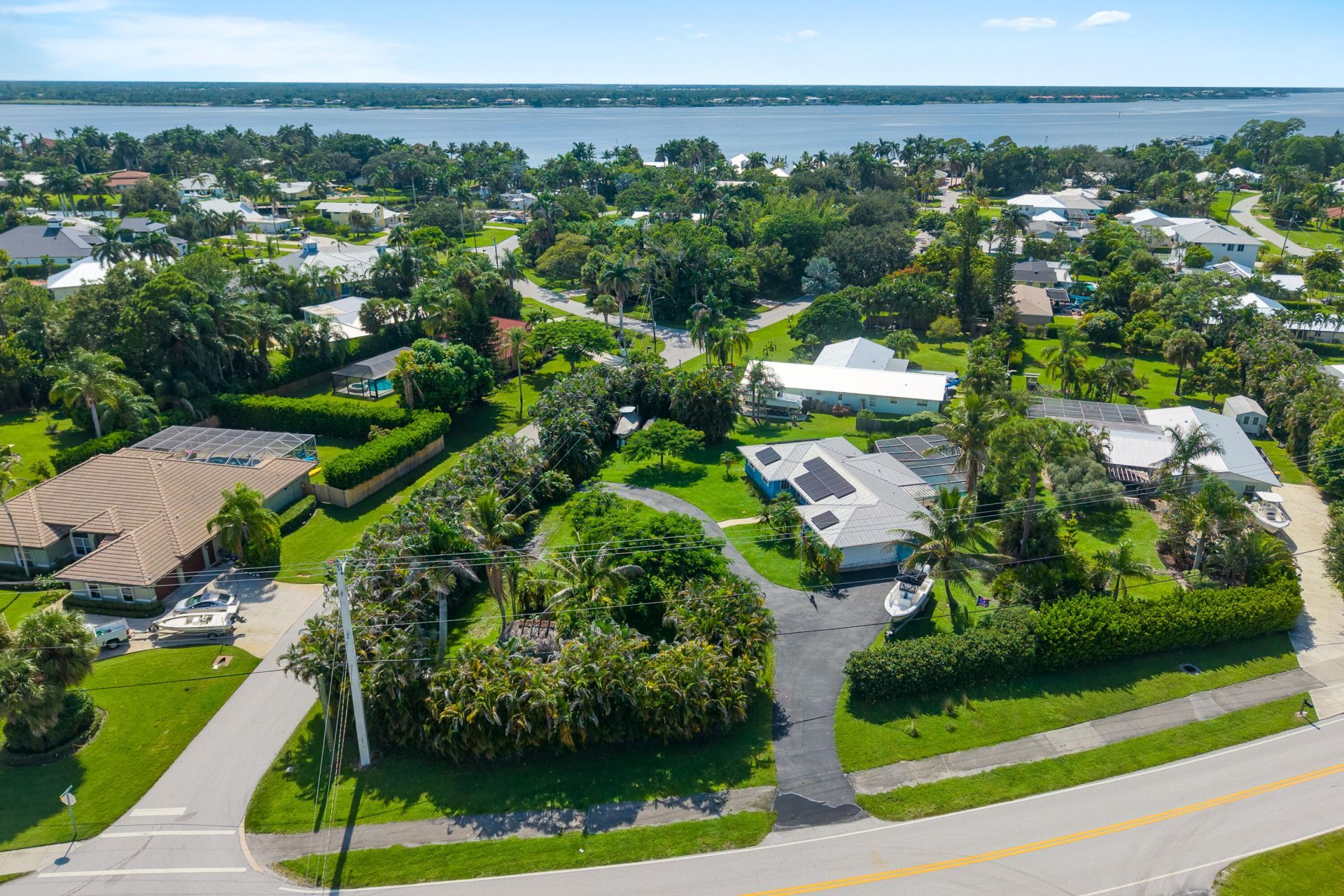 1703 NW Shore Terrace, Stuart, FL 34994 Photo