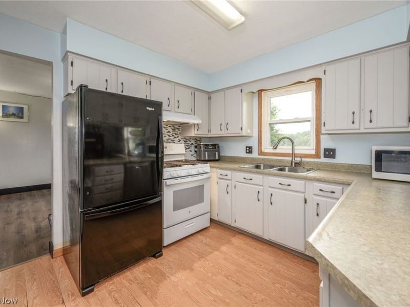 7270 Tallmadge Road, Rootstown, OH 44272 Photo 12