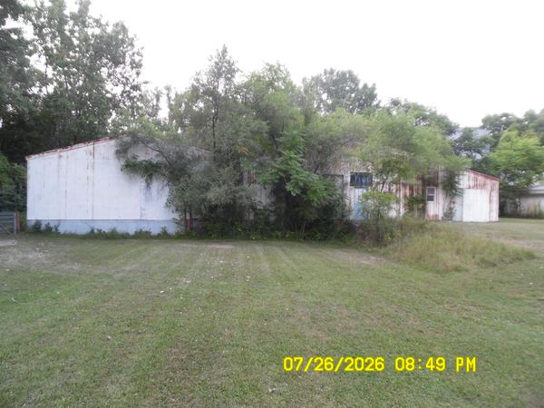 1180 Lewis Street, Jackson, MI 49203