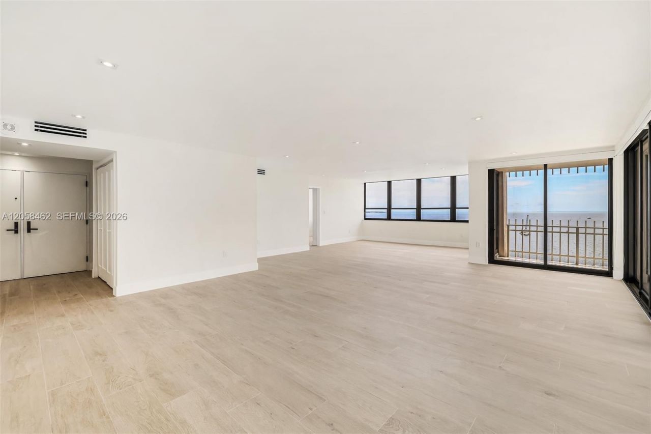 2 Grove Isle Dr, Unit B1602, Miami, FL 33133 Photo
