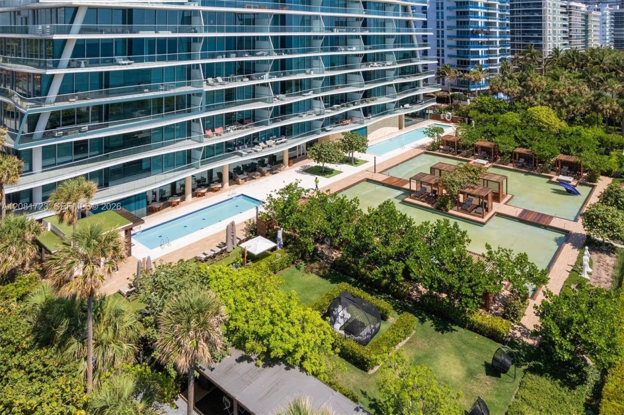 9349 Collins Ave, Unit 406, Surfside, FL 33154 Photo
