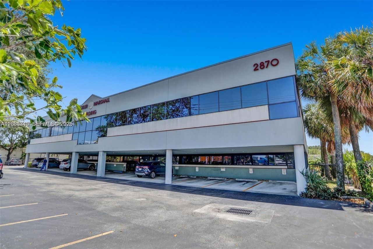 2870 Stirling Rd , Hollywood, FL 33020 Photo
