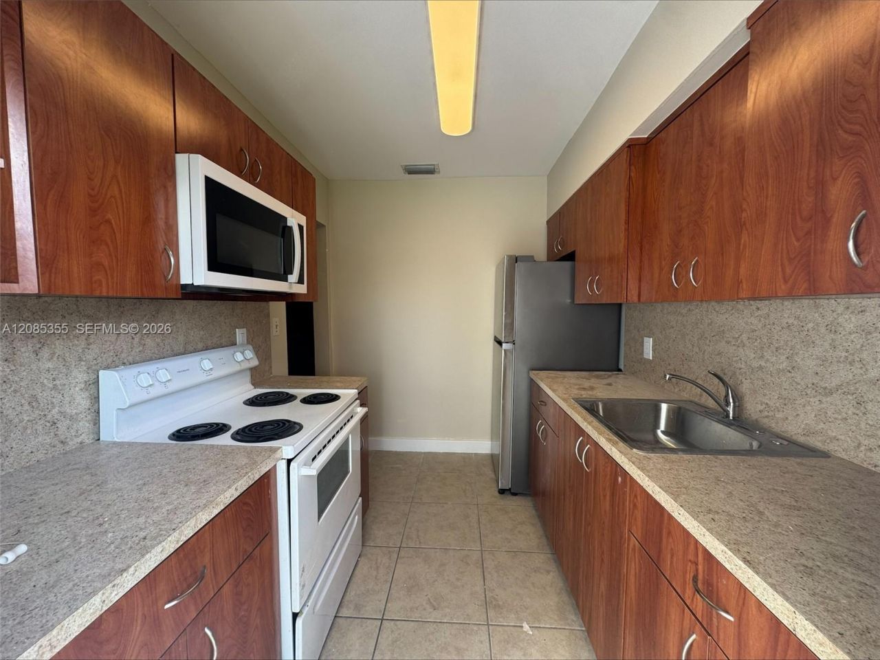 1320 NW 87th St, Miami, FL 33147 Photo