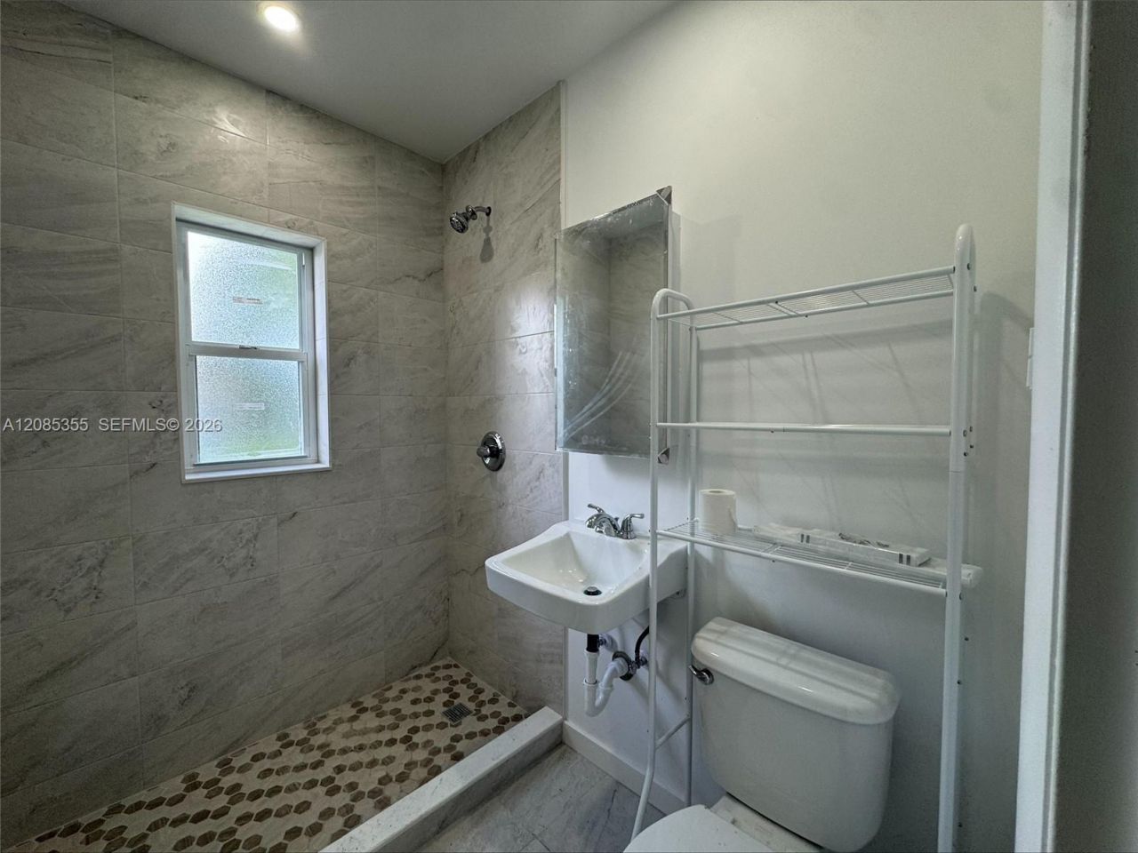 1320 NW 87th St, Miami, FL 33147 Photo