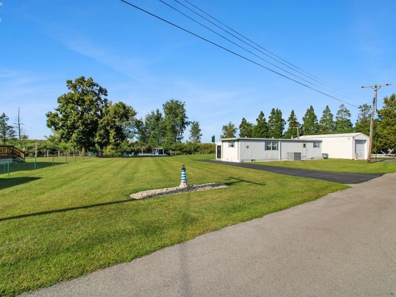2825 W Rising Sun Road, Port Clinton, OH 43452 Photo 10