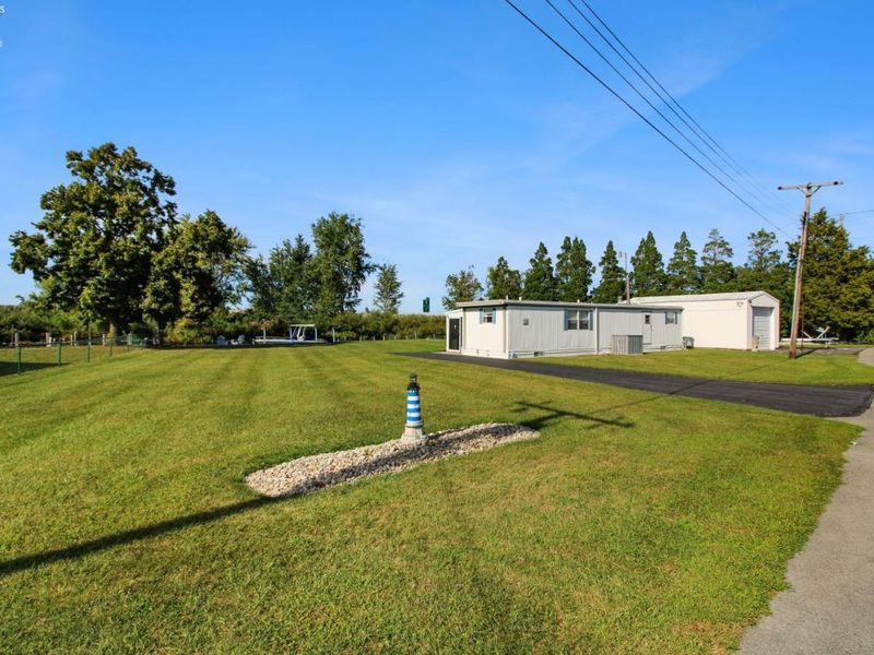 2825 W Rising Sun Road, Port Clinton, OH 43452 Photo 12