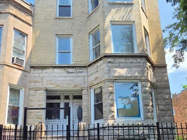 6039 S Eberhart Avenue , Unit 2, Chicago, IL 60637