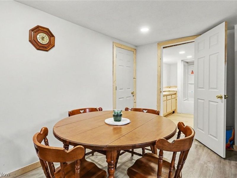 57 W 1st Street, Frazeysburg, OH 43822 Photo 9