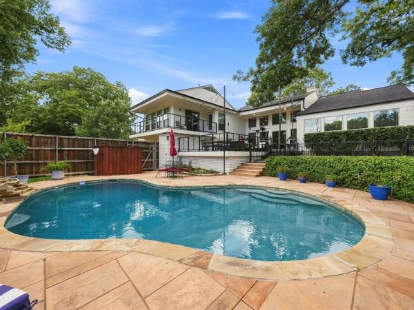 303 Russwood Street , Rockwall, TX 75087