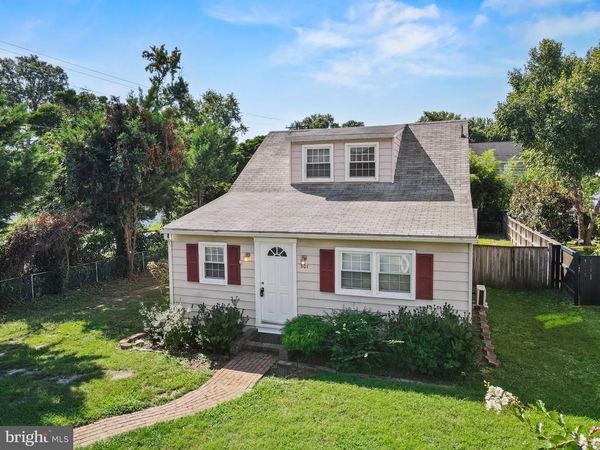 301 LAKEVIEW AVENUE, EDGEWATER, MD 21037