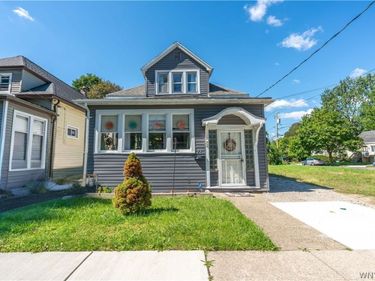 28 Norma Place, Buffalo, NY 14214