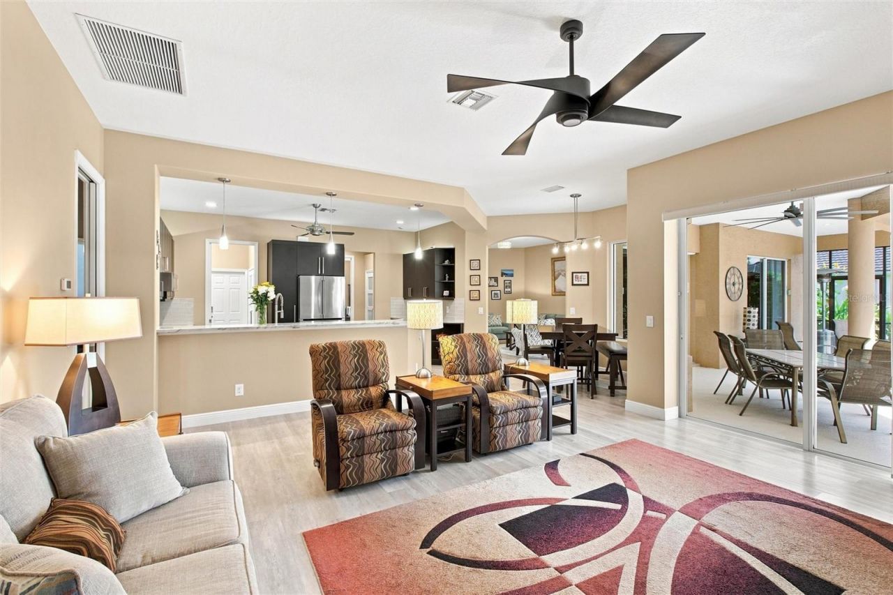 616 Country Meadows Way, Bradenton, FL 34212 Photo
