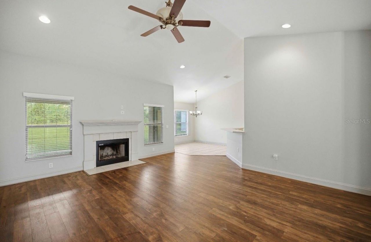 5931 NE 57th Loop, Silver Springs, FL 34488 Photo