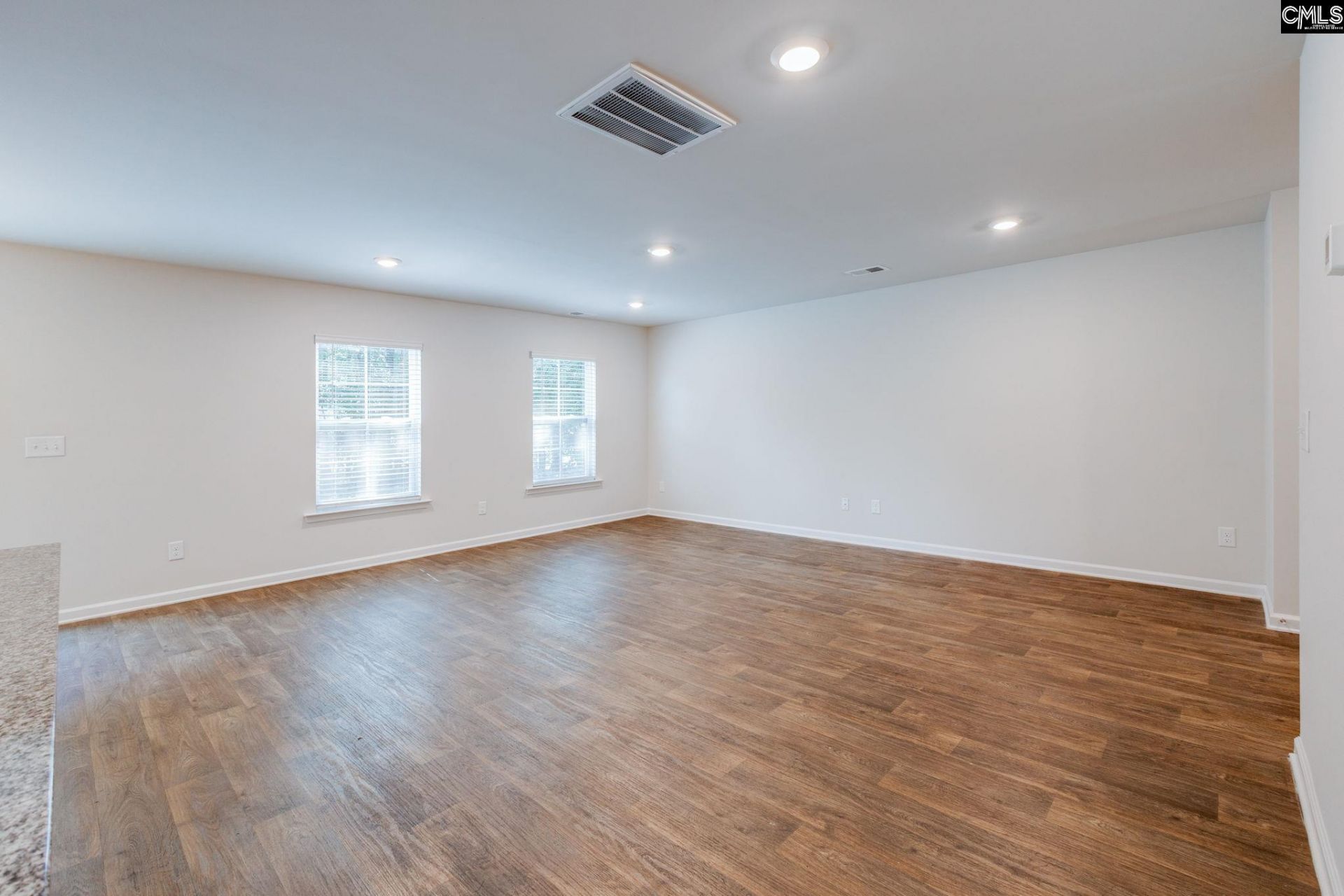 509 Blue Garden Way Photo 4