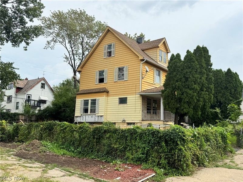 11321 Mount Overlook Avenue, Cleveland, OH 44104 Photo 5