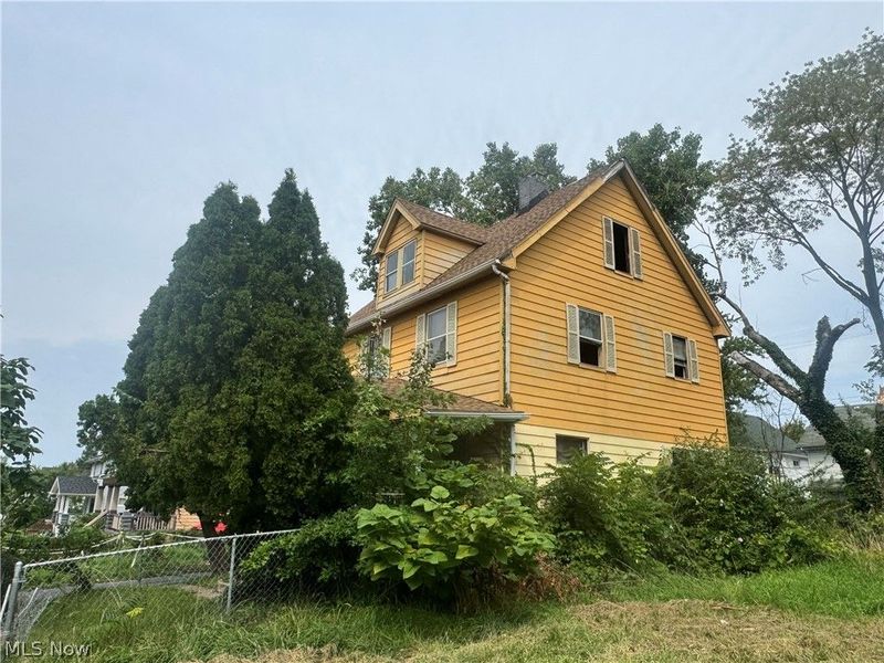 11321 Mount Overlook Avenue, Cleveland, OH 44104 Photo 7