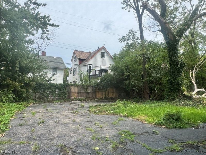 11321 Mount Overlook Avenue, Cleveland, OH 44104 Photo 8