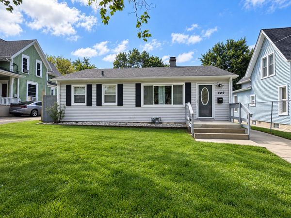 429 ANN Street , Elgin, IL 60120