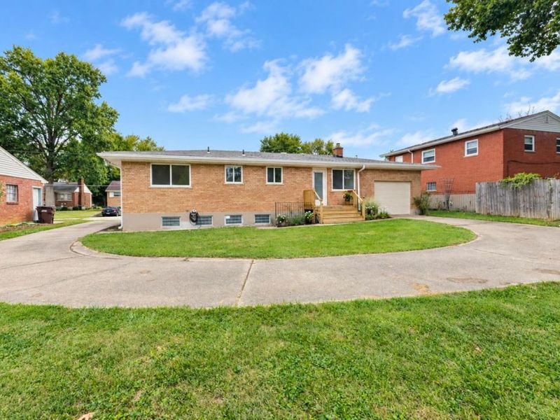 1087 Hearthstone Drive, Springfield Township, OH 45231 Photo 28