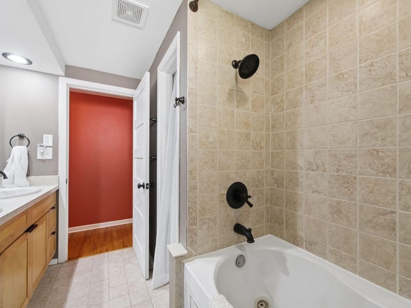 5638 Northbrook Drive E, Worthington, OH 43085 Photo 32