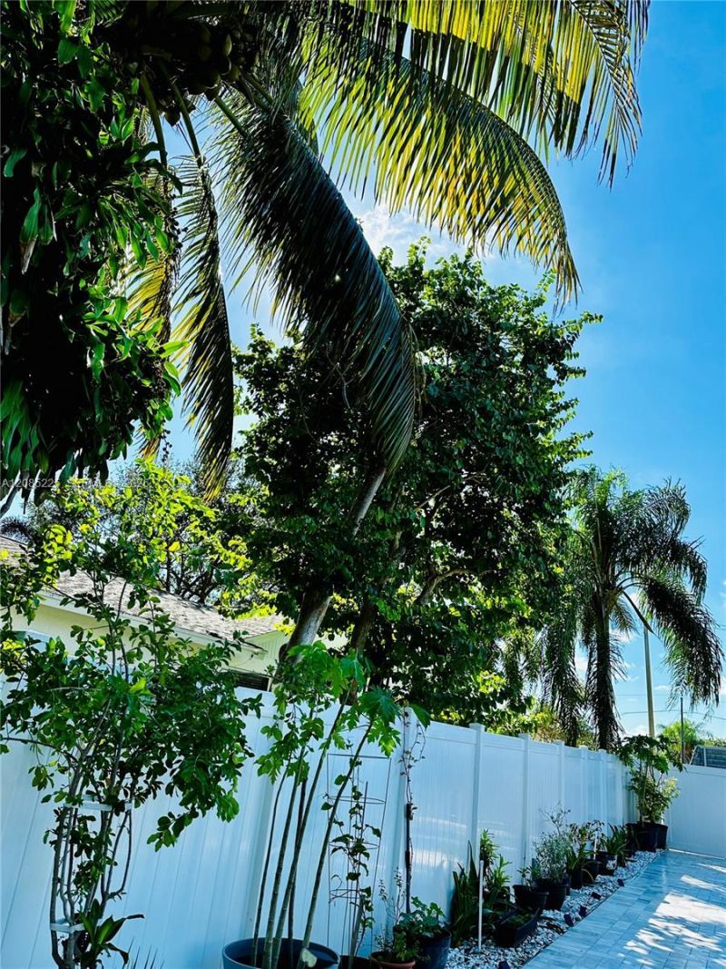1545 NW 11th St , Boca Raton, FL 33486 Photo