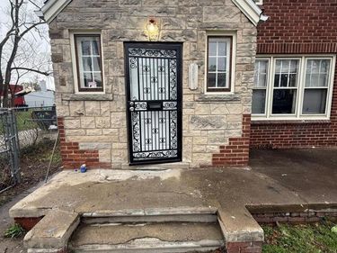 15319 Sussex Street , Detroit, Mi 48227