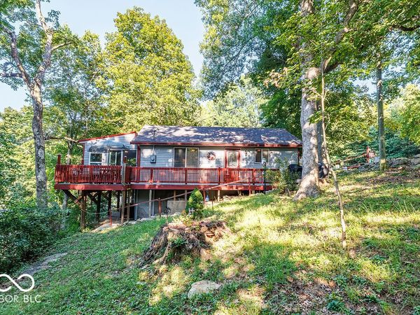 5154 Yellow Finch Way , Gosport, IN 47433