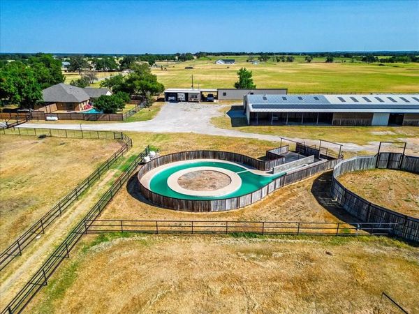 820 Walker Lane, Brock, TX 76066